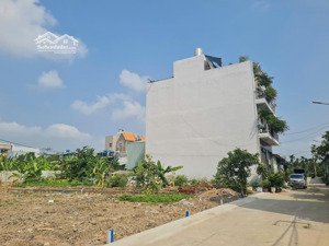 bán đất gần bờ sông mát mẻ đường thạnh xuân 52. dt: 4m x 28m ,đường 7m giá 4.5 tỷ tl