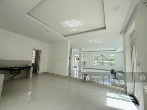 cho thuê biệt thự thạnh mỹ lợi,dt 15x18m.hầm -3 tầng sàn trống-giá 60tr.lh quân 