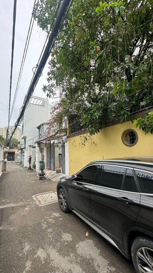 bán nhà 2 tầng 98m2 hẻm xe hơi, dương đình hội, plb, q9. dt 6x16m vuông đẹp. giá 7,1 tỷ