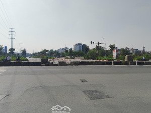 chính chủ cần bán lô đất ô tô vào gần phố trịnh văn bô - đh fpt từ liêm