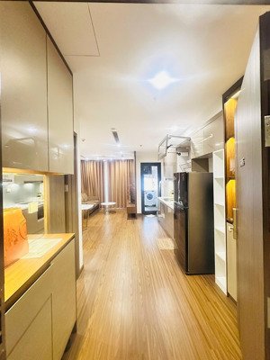 cần tiền bán gấp vinhomes west point đỗ đức dục ntl 65m 2n2w sổ đỏ full đồ như hình, bán gấp 8,5 tỷ