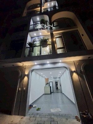 nhà đẹp thạch bàn lựa chọn tuyệt vời cho gia đình muốn an cư lâu dài - chỉ 12.2 tỷ