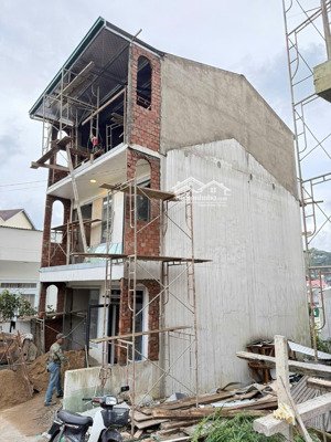 bán nhà trung tâm đà lạt, sổ riêng, thổ cư, đường nhựa ô tô, 6.5 tỷ