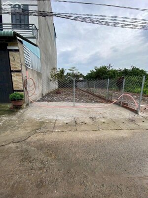 Lô đất 100m2 cách đường Hưng Định 23 chỉ 70m, xe hơi 7 chỗ ra vào thoải mái