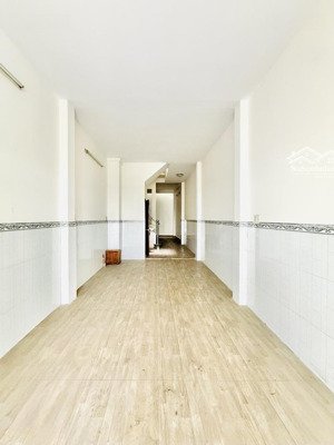 mặt tiền đường kinh doanh p2 phú nhuận - 3 tầng btct 4pn - dt 46m2 sổ vuông vức - chỉ 11.x tỷ