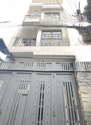 nhà gần vườn lài, lê thúc hoạch, tân phú. ngay ubnd, trường học....