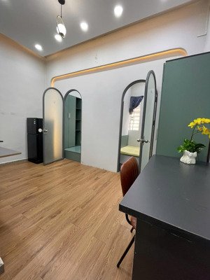 phòng trọ quận 1 2pn - 45m2 đường trần đình xu quận 1 gần đh ngân hàng tphcm gần ngã sáu phù đổng