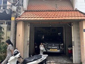 bán nhà hẻm 5/ lý thường kiệt , phường 9 . dt: 4x15,5m cn 62m2 , 2 lầu -9tỷ tl