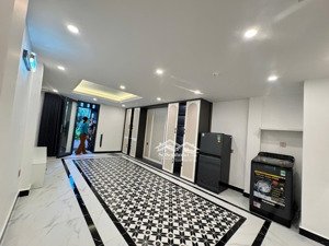 cho thuê phòng xịn sò sang trọng đ.tôn đản vài bươc chân ra nguyễn tất thành.chủ dễ thương,