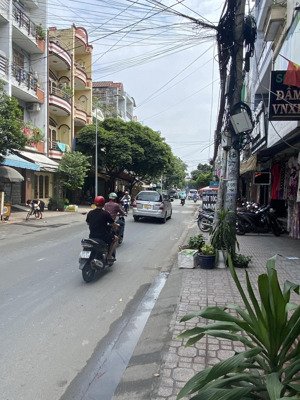 mặt tiền đường số 11 ( dt: 4*12m, nhà 3 lầu), phố ẩm thực, f13, quận 6, chỉ 10.5 tỷ tl