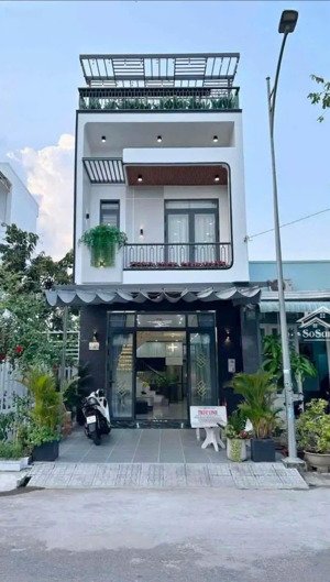 giảm thêm 100tr. cần bán gấp nhà đang ở ngay chợ bờ ngựa, nhà 1 lầu 6x20m. giá 770 triệu