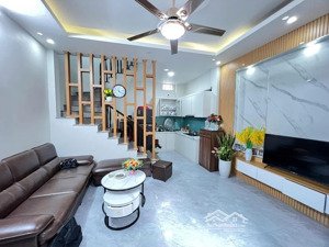 giá quá hợp lý chùa bộc, lô góc 39m2 - 5 tầng ngõ thông 30m ra phố giá chào 5.18 tỷ - thiện chí bán