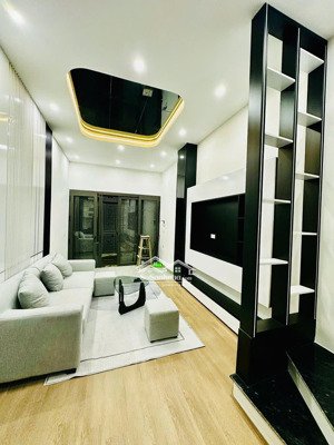 bán nhà phố kim mã - 5 tầng - full nội thất - ở ngay - chỉ 8,28 tỷ