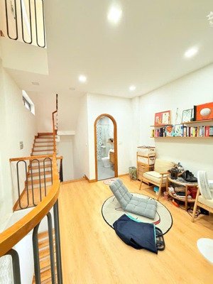 bán gấp trong tuần để xuất cảnh - bán nhà đường 3/2 56m² - 4 tầng - 16 tỷ - siêu rẻ