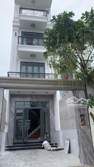 bán gấp nhà mới xây 2 tầng tại xa lộ hà nội ga metro trường thọ thủ đức