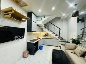 bán nhà đẹp , gần ô tô tại tôn đức thắng, đống đa, hà nội. ( d/t 22,m) giá 4,85 tỷ