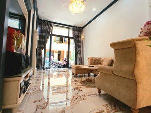 bán gấp trong tuần để xuất cảnh - bán nhà trần nhân tôn 52m² - 3 tầng - 11 tỷ - siêu rẻ