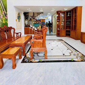 tôi cần bán căn nhà đường tăng bạt hổ, p11 bình thạnh, giá 3 tỷ790, 78m2, sổ tôi đứng tên