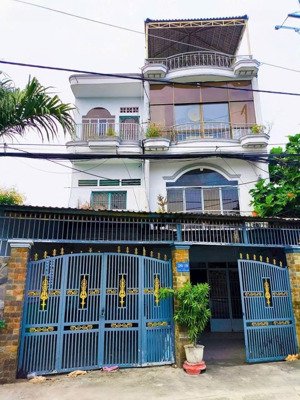 (20)cần bán 2 căn nhà lầu mặt tiền đường nhựa huỳnh thị na đông thạnh hóc môn