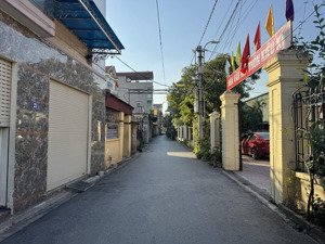 bán giúp anh trai 188m2 đất thổ cư gần ngay đường ô tô tại trung tâm thôn kiêu kỵ, gia lâm