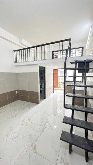 cho thuê phòng trọ sinh viên giá rẻ có ban công và có gác chợ hạnh thông tây