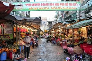 bán nhà đường hồ thị kỷ giá rẻ nhất khu vực chỉ 7,9 tỷ!!!