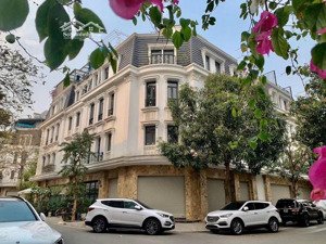 bán cực gấp căn góc 92m2- chỉ 8,7 tỷ, căn góc duy nhất bán hàng hiếm