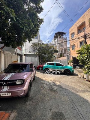 bán đất(6x22m) ngay trục phạm văn đồng - hẻm xe hơi 6m - ctxd hầm + 6 tầng - nhỉnh 13 tỷ