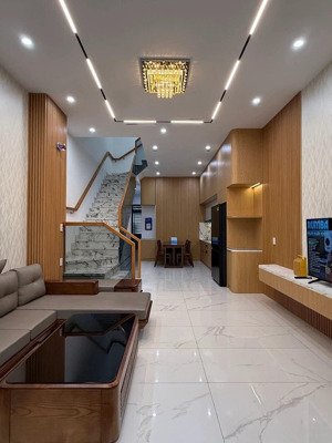 chưa đến 1 tỷ 050 triệu có ngay nhà ở đ. lái thiêu, thuận an cách kcn vsip1 300m - đường nhựa 5m.