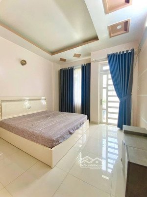 bán nhà mặt tiền - tặng nội thất - 60m2 (ngang 4m) - 3 tầng, 6pn - phú định quận 8 - nhỉnh 8 tỷ