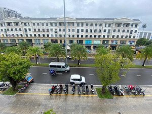 cho thuê tầng 3 100m2 nhà phố vinhomes grand park