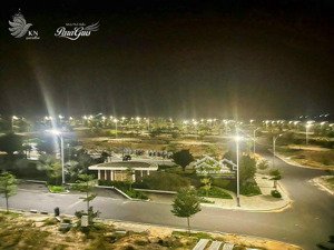 lô đẹp đường 20m, hướng mát, giá ra nhanh rẻ nhất toàn khu cùng vị trí paragrus - caraword cam ranh