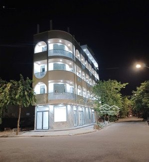 cho thuê toà căn hộ mới xây khu fpt