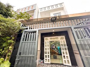 2 mặt sáng thoáng! nhà 2 tầng shr 63m2 rộng, cách mt hhg 100m ngay cầu an lộc kề gv chưa qua ql1