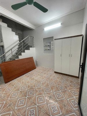 7tr500k, cho thuê nhà 3 phòng ngủ (hoặc 2n1k) giá 7tr500k, 23/72 đức diễn