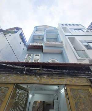 chỉ hơn 5ty - sỡ hữu ngay nhà 5 tầng phú nhuận 4pn - sát bên quận 1 - chỉ còn 1 căn duy nhất