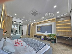 bán nhà 5 tầng, 100m - lạc long quân - thang máy, ô tô, gần hồ - full đồ, ở ngay - chỉ 26 tỷ