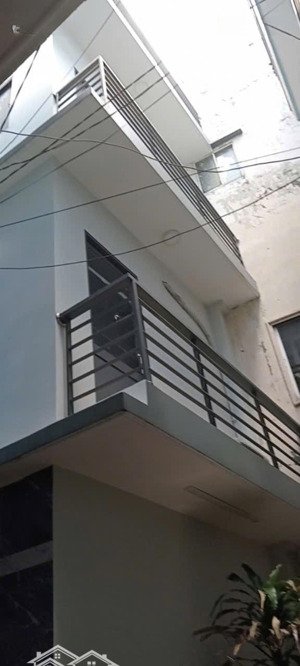 nhà mới đẹp - nguyễn công hoan - 5x3m - 2pn 3wc - có sân thượng - 8,5 triệu tl xem nhà