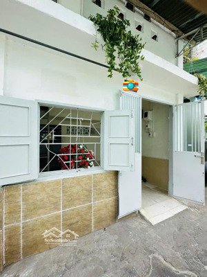 nhà nhỏ xinh - hẻm xe tải - nguyên hồng - 4x5m - 1pn 1wc - có nội thất - 7 triệu tl 