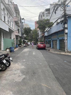 mặt tiền kinh doanh, phường bình thuận, q7, xe ngủ trong nhà, giáp với nguyễn văn linh, 2tầng