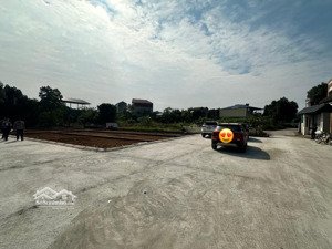 chủ ngộp bank bán gấp 100m trục chính phúc tiến sát đường đô thị hoà lạc 50m và trục hồ tây ba vì