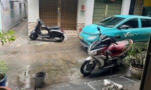 bán nhà lạc long quân quận tân bình phường 11 ngang ( 4,7 x 11 mét )