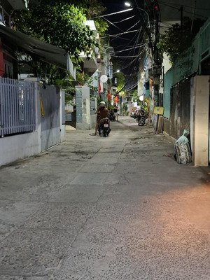 ô tô vào tận nhà trung tâm phan thanh giá nhỉnh 4 tỷ 66 m2 2 tầng dân xây ở