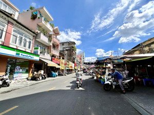 nhà 4 tầng 2 mặt tiền hxh nguyễn hữu cầu 5pn 4wc ngay hai bà trưng chỉ 15,5tỷ thông đinh công tráng