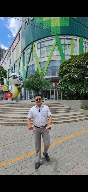 bán nhà mặt tiền 5 tầng đường cao lỗ quận 8, ngay parc mall kd sầm uất.