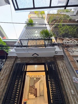 trương định - 40m2 x 5 tầng -vài bước ra ô tô - ngõ thông - ba gác phóng - lô góc - nội thất xịn