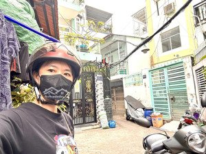 bán nhà trọ đ.đoàn văn bơ, có 15 phòng về thì 45 tr/ th- lưu thông tôn đản, hoàng diệu, qua q1 5p.