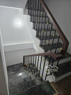 siêu hiếm! nhà liên mạc cơ hội vàng! 32m2, 5 tầng.