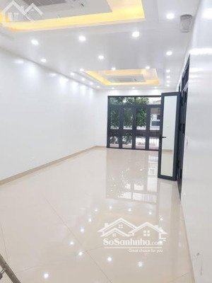 cho thuê nhà ngõ 26 đỗ quang 95m x4t ô tô đỗ cửa