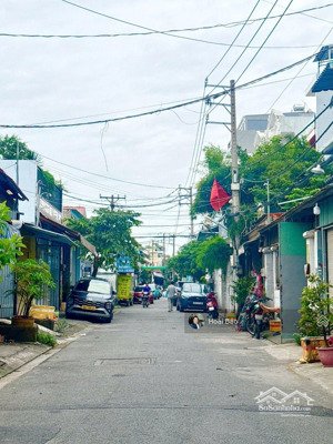 hiếm: chỉ 1 sẹc lê văn quới - hẻm xe tải đậu cửa - 32m2 (3.2x10m) 2 tầng mới 100% - tặng full nội t